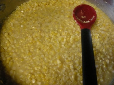 Simmer fresh fried corn.
