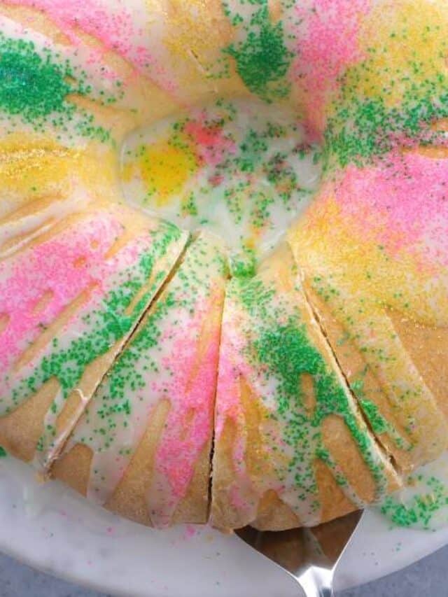 Super Easy King Cake Recipe