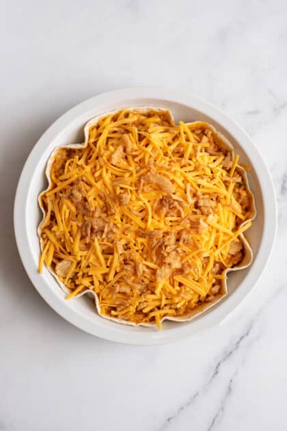 Top casserole with remaining cheese.