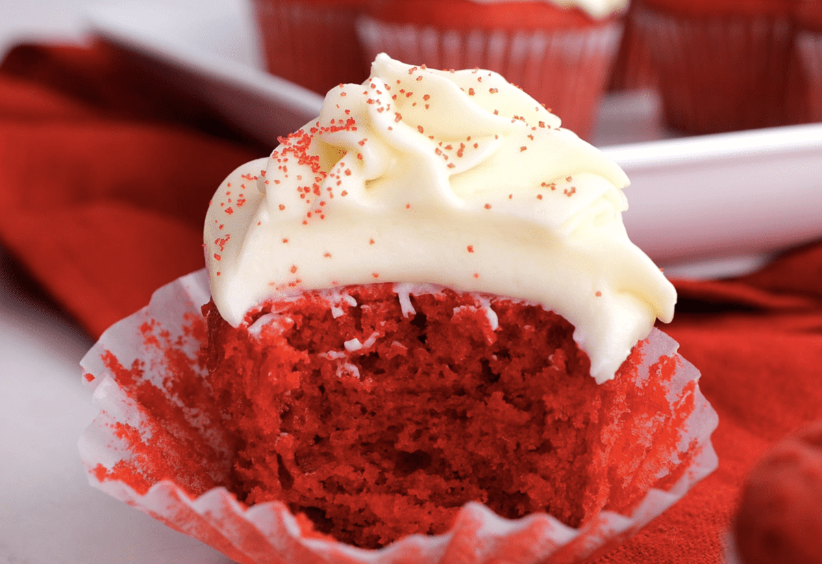 red cupcake png