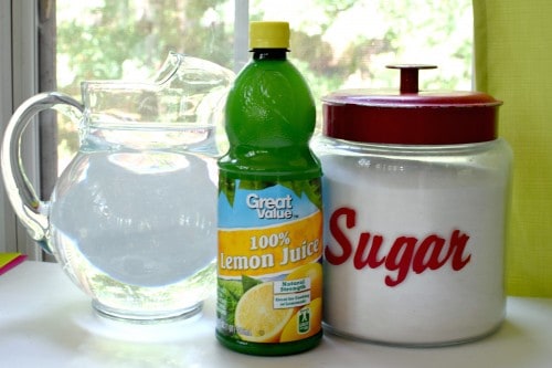 Old Fashioned Lemonade ingredients.