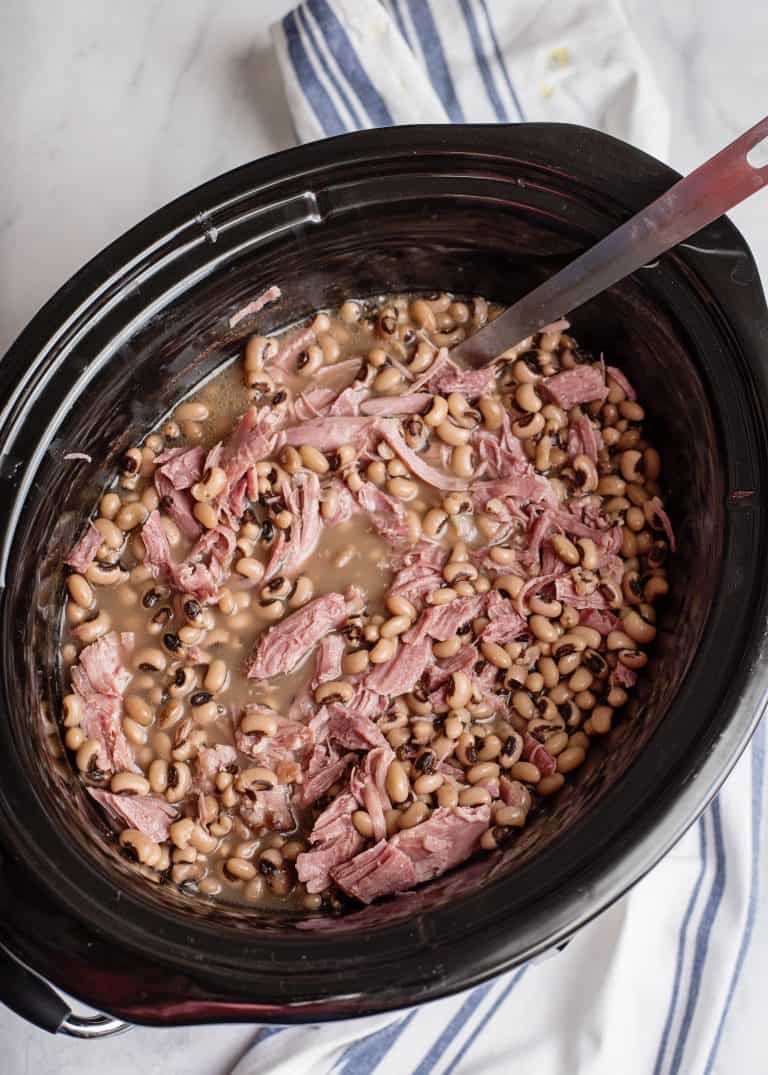 Crock Pot Black Eyed Peas with Smoked Turkey Leg