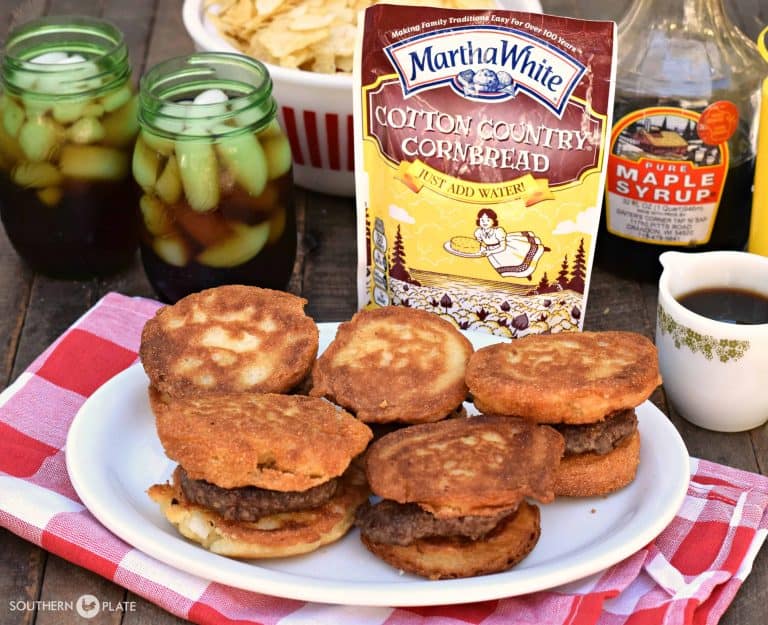 Breakfast Sliders With Sausage & Cornbread