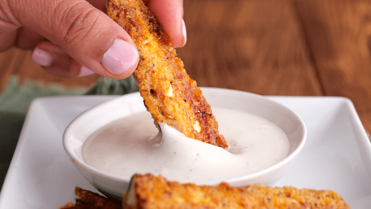 Low-Carb Baked Zucchini Fries