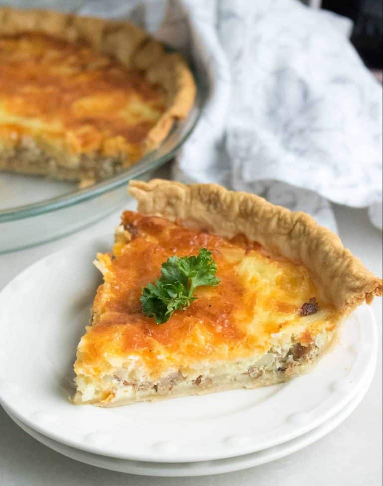 Easy Breakfast Quiche - Southern Plate