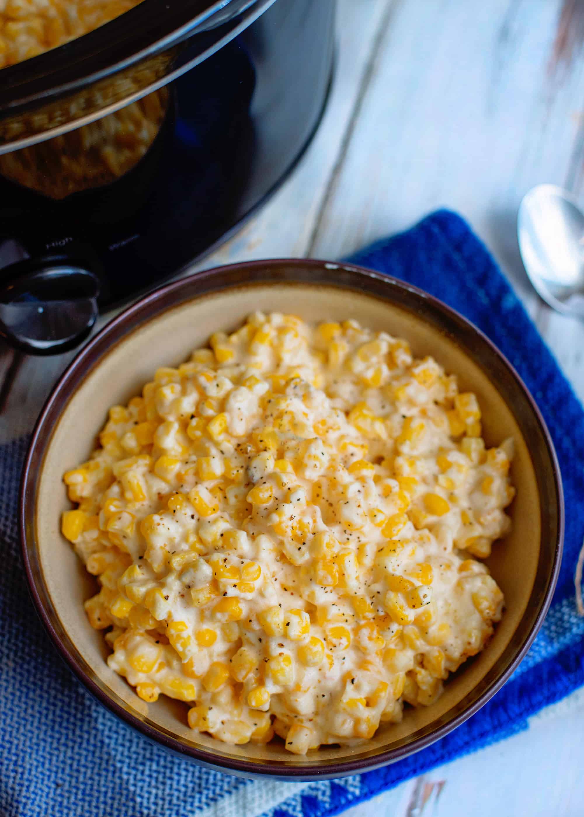 Bowl of creamed corn (Thanksgiving corn recipes).