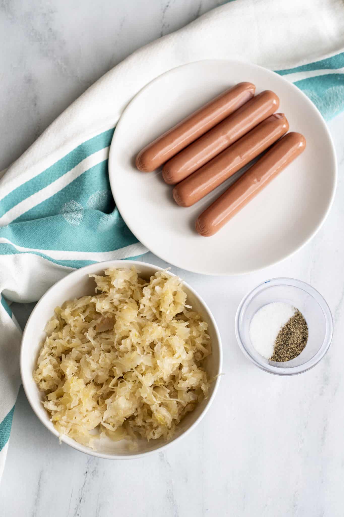 sauerkraut-and-weenies-southern-plate