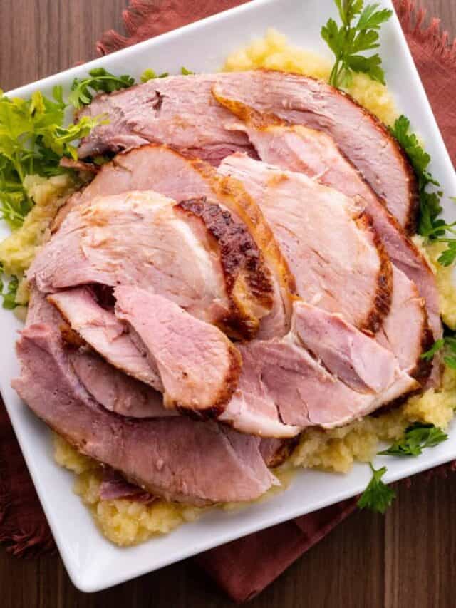 Plate of baked ham (Easter menu ideas)