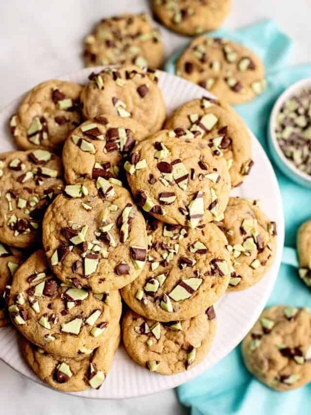 Mint Chocolate Chip Cookies