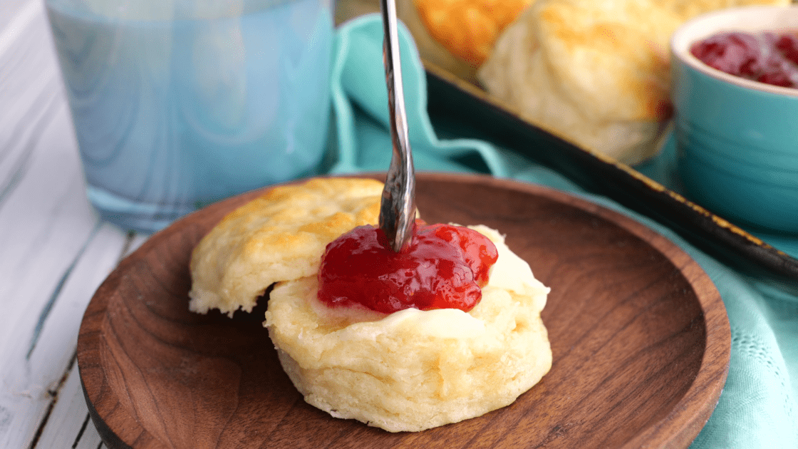 How to Make Buttermilk Biscuits (Step-by-Step, with Photos)