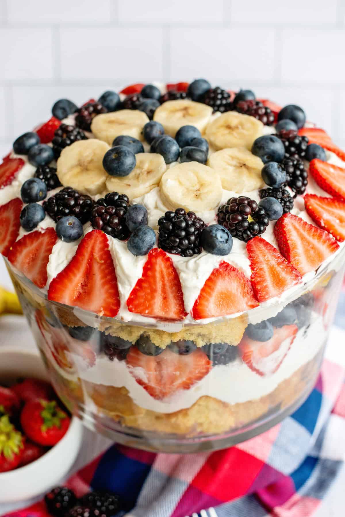 creamy dreamy fruit trifle