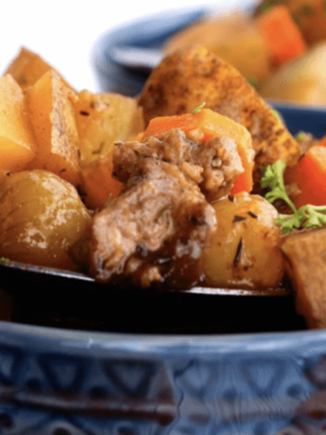 Traditional Beef Stew Recipe (Without Tomatoes)