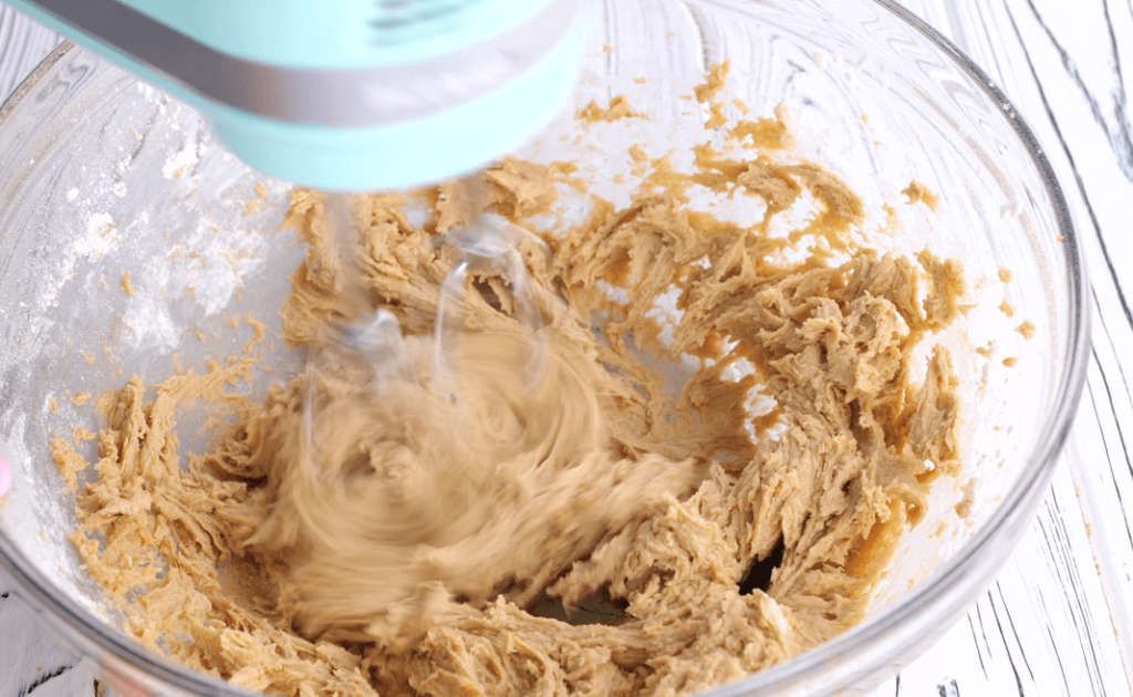 Mix flour into other ingredients.