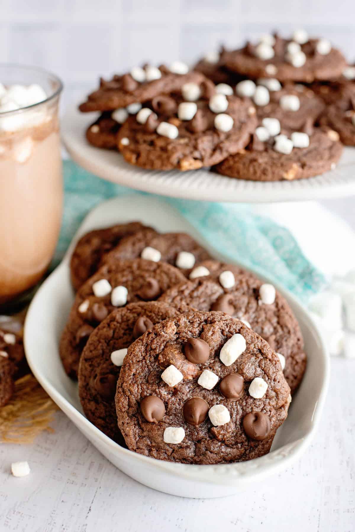 Hot Chocolate Cookies served