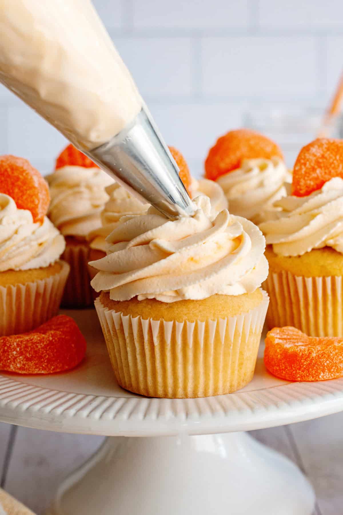 frost orange dreamsicle cupcakes