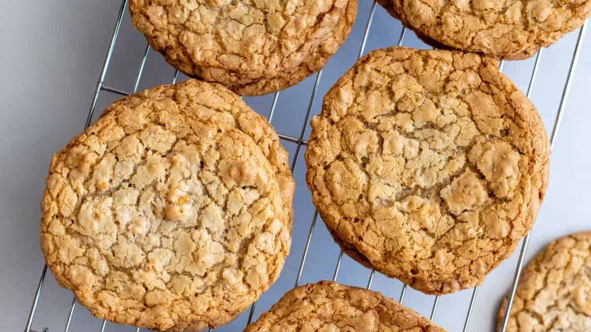 Baked dishpan cookies on wire rack.