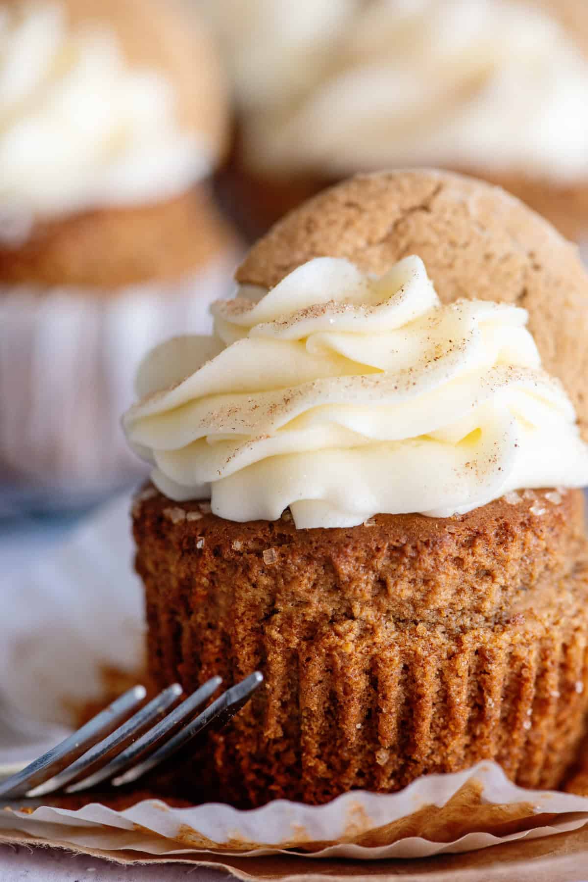 Quick Gingerbread Party Muffins