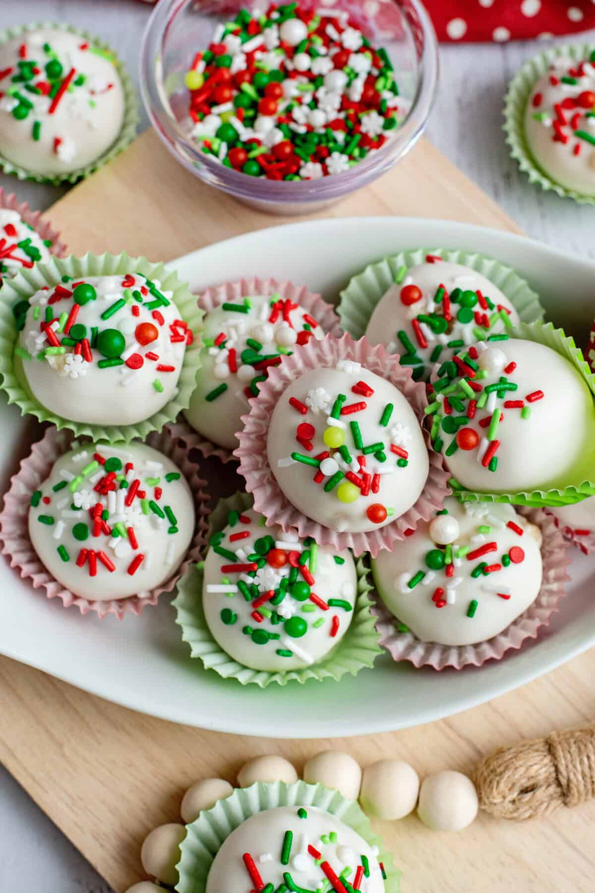 Sugar Cookie Cake Balls ready to eat