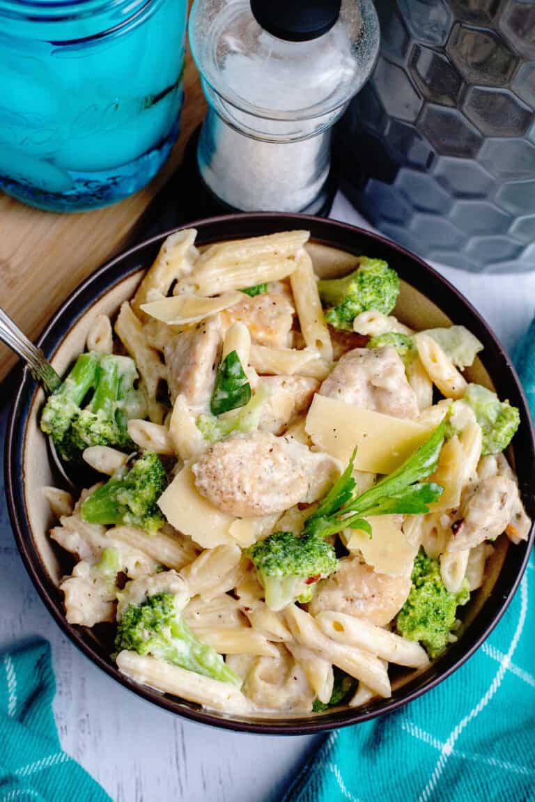 Garlic Parmesan Chicken Tenderloin and Broccoli Pasta