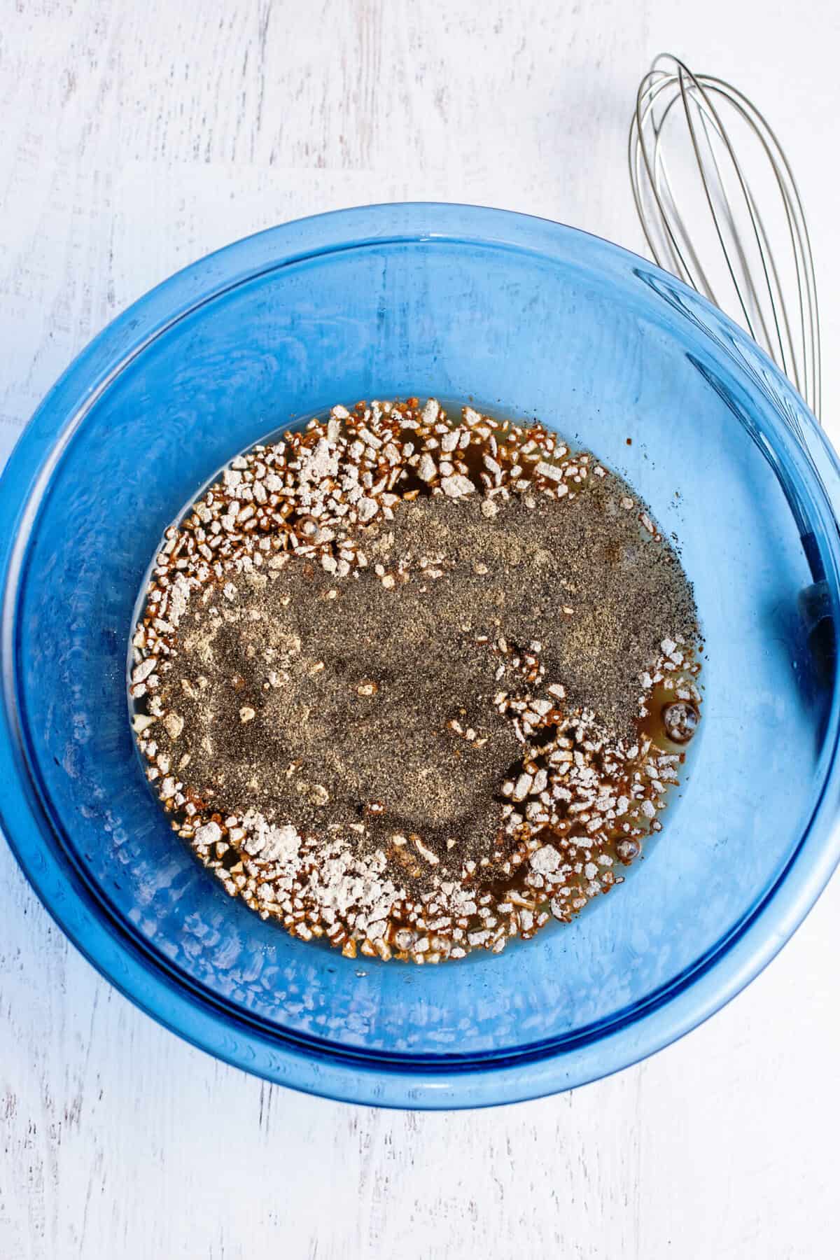 Mix spices in bowl