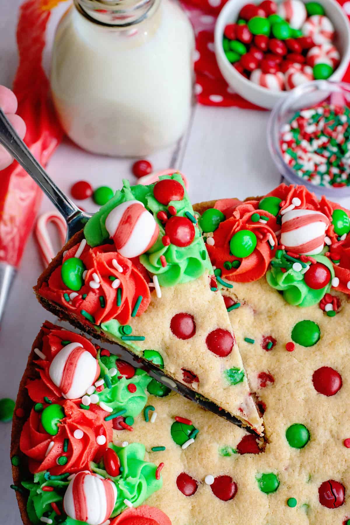 Christmas Sugar Cookie Cake serving