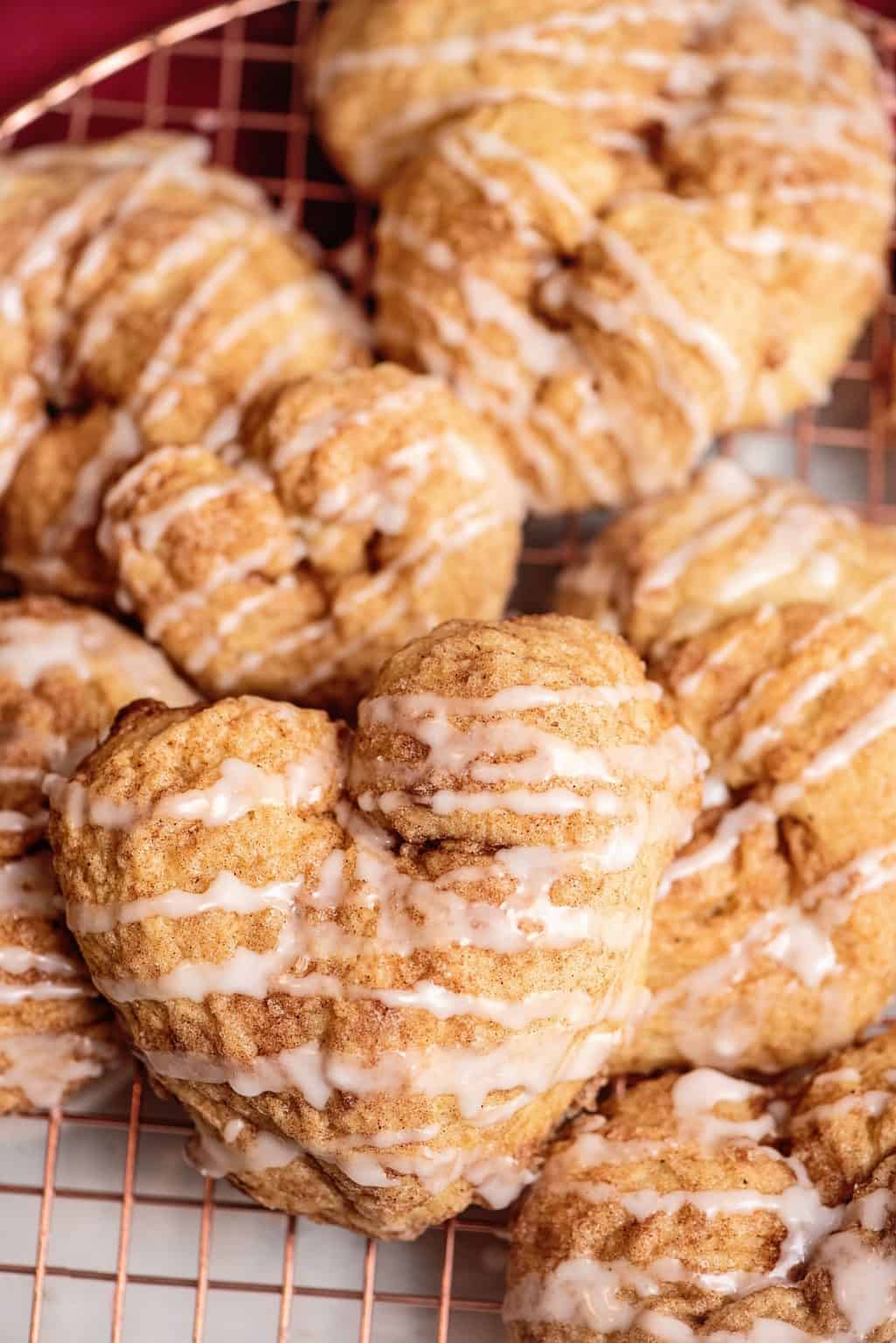 Cinnamon Love Knots